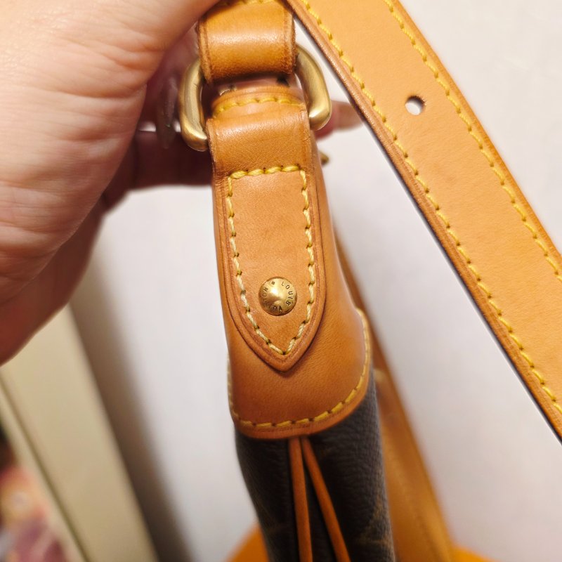 母親節特價 Louis Vuitton LV原花 Odeon斜背包 肩背包-34