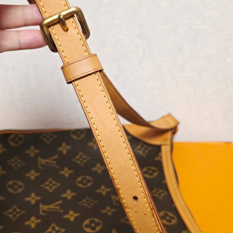 母親節特價 Louis Vuitton LV原花 Odeon斜背包 肩背包-38