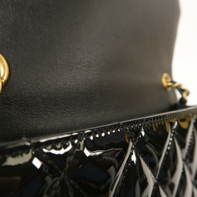 CHANEL 漆皮皮革Chain Shoulder鏈帶肩背袋-8