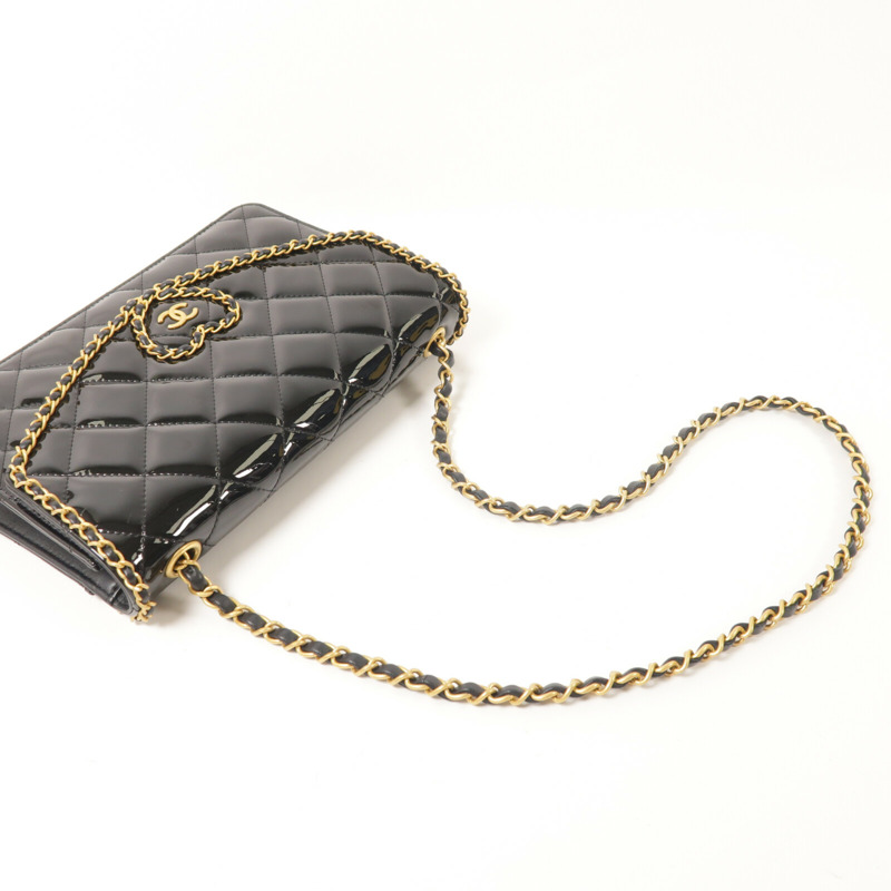 CHANEL 漆皮皮革Chain Shoulder鏈帶肩背袋-9