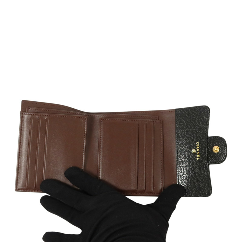 CHANEL 牛皮皮革Classic Trifold Wallet金扣錢包-5