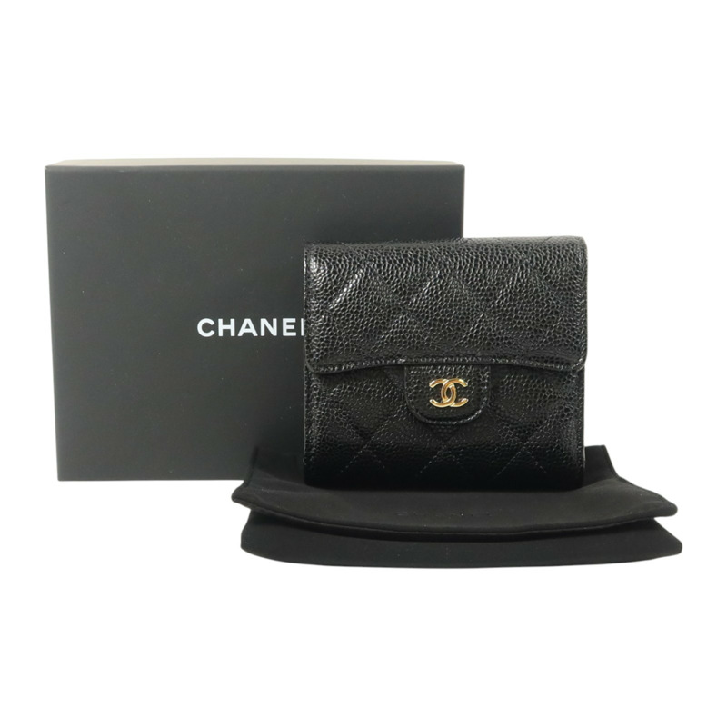CHANEL 牛皮皮革Classic Trifold Wallet金扣錢包-9