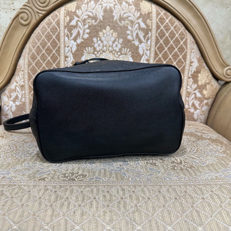 LV 黑牛皮壓紋金釦Noeneo MM手提肩背包M45256-4