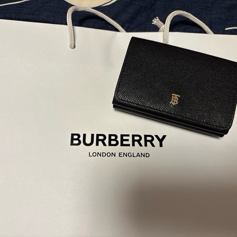 BURBERRY荔枝紋短夾