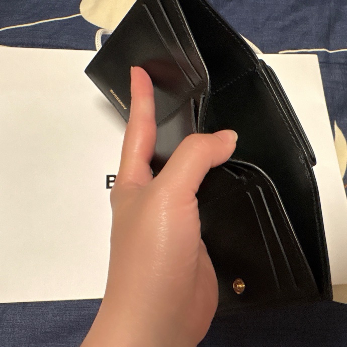 BURBERRY荔枝紋短夾-7