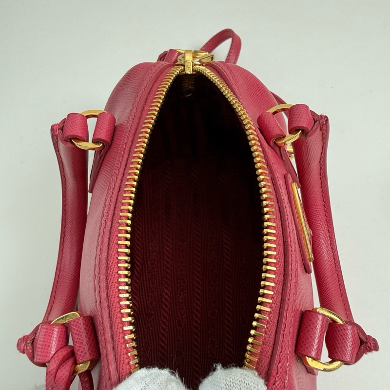 普拉達/Prada 迷你 紅色 手提斜挎包 金扣-6