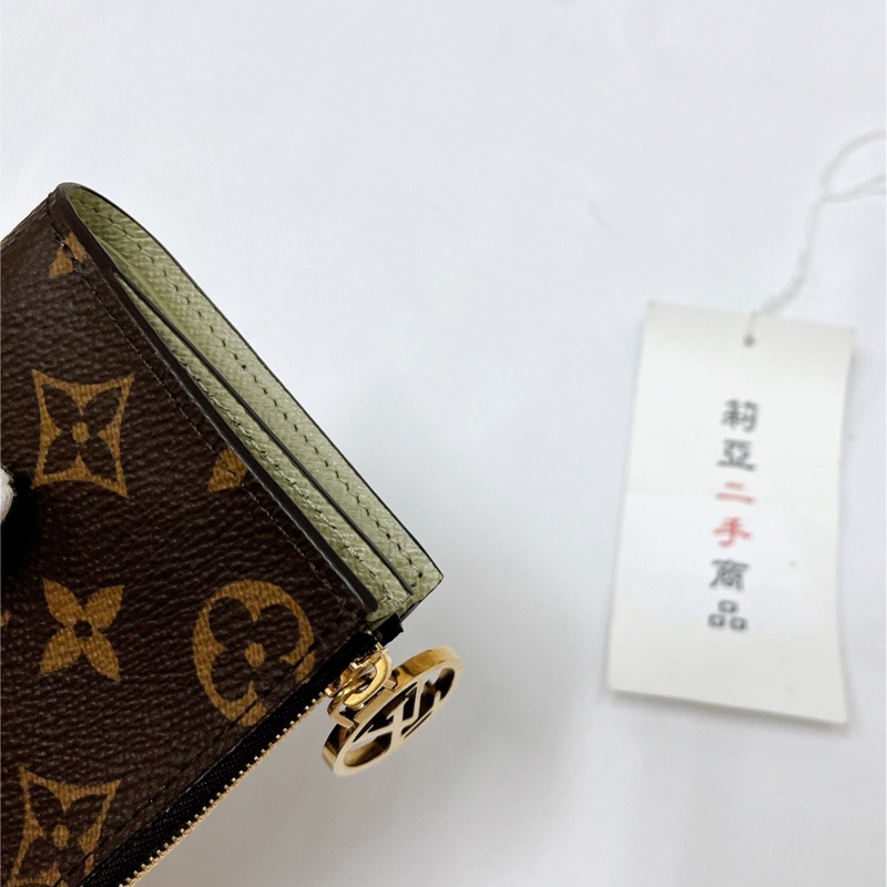 莉亞精品♡LV 對開短夾 綠 二手-8