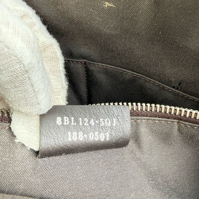 芬迪/Fendi 米色牛皮斜挎包 銀扣-5