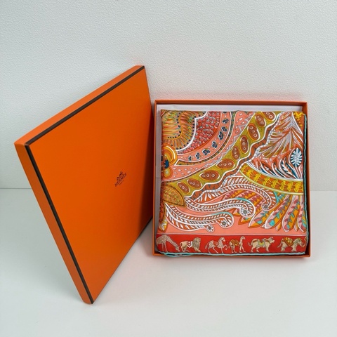 Hermes/ 爱马仕 桑蚕丝丝巾