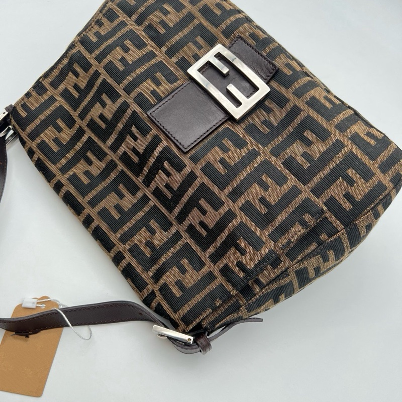 FENDI 芬迪中古老花大胖丁單肩包 銀扣 尺寸約29*21*12-7