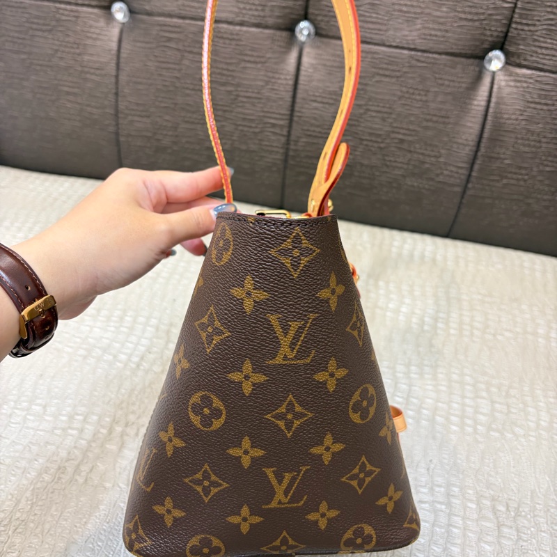 LV 原花金釦All in BB手提斜背水桶包M12925-4