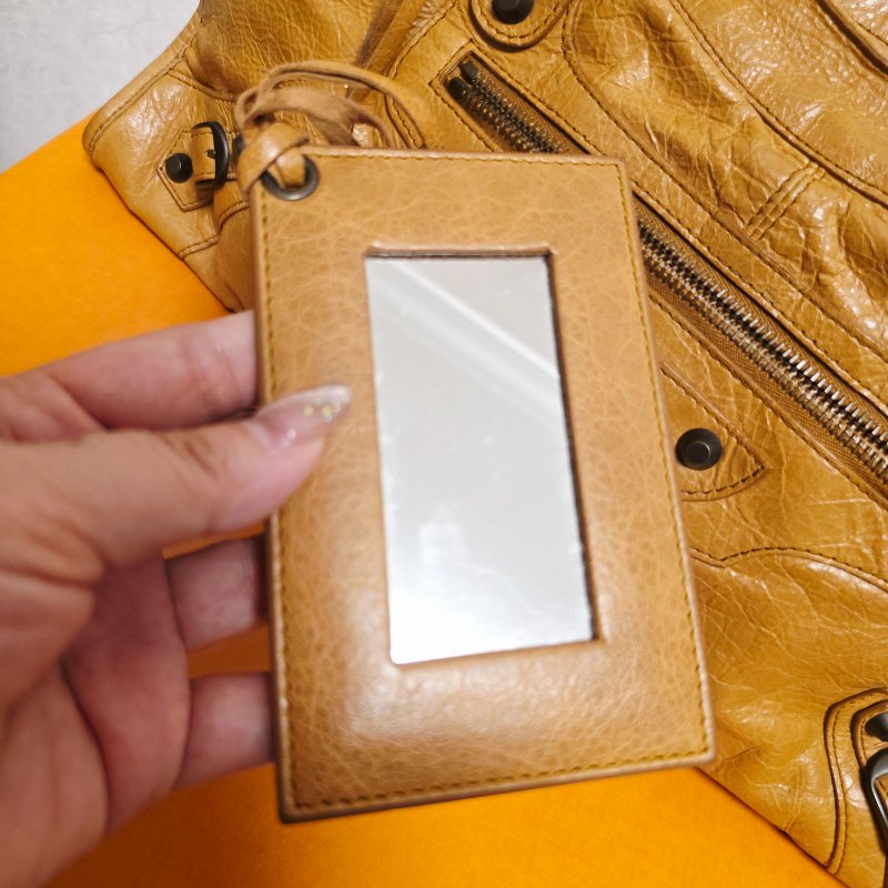 母親節特價 巴黎世家 招財 大地色 機車包 (Part Time款) 包身輕盈,肩背手提兩宜-2