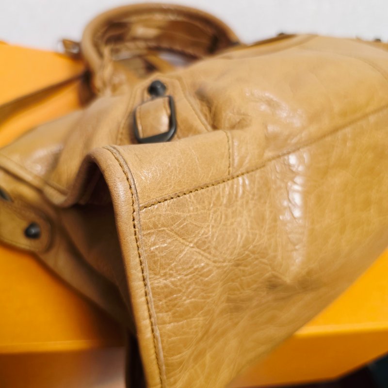 母親節特價 巴黎世家 招財 大地色 機車包 (Part Time款) 包身輕盈,肩背手提兩宜-18