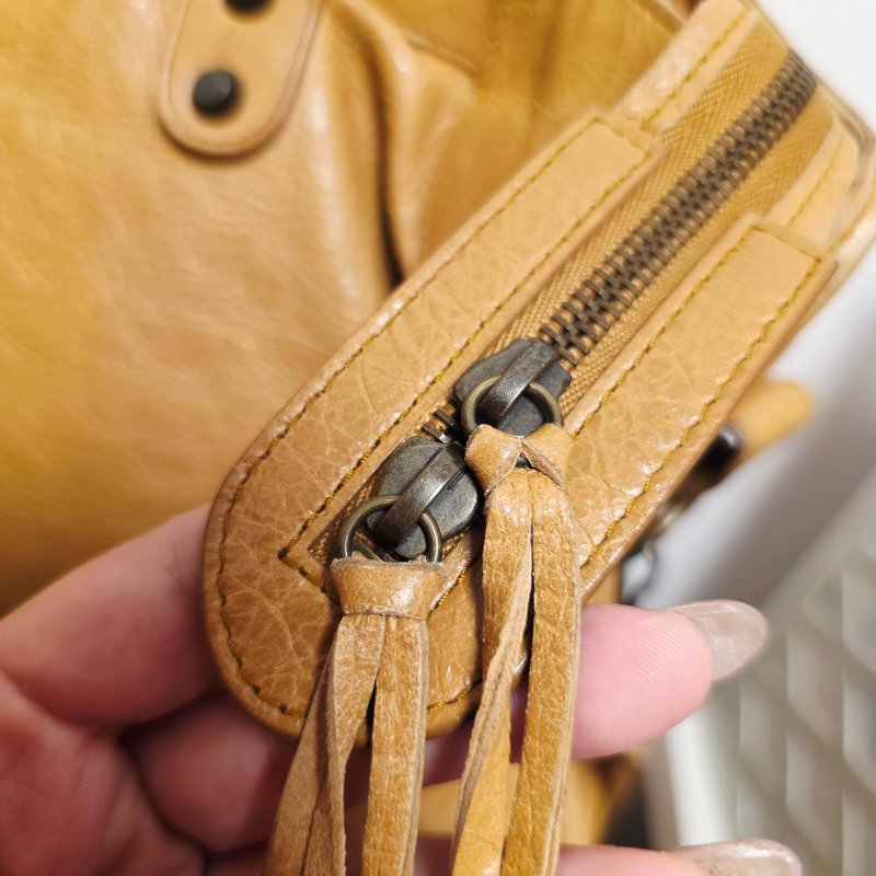 母親節特價 巴黎世家 招財 大地色 機車包 (Part Time款) 包身輕盈,肩背手提兩宜-29