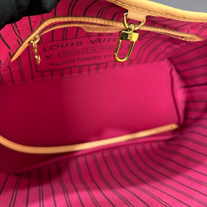 LV NEVERFULL PM-8