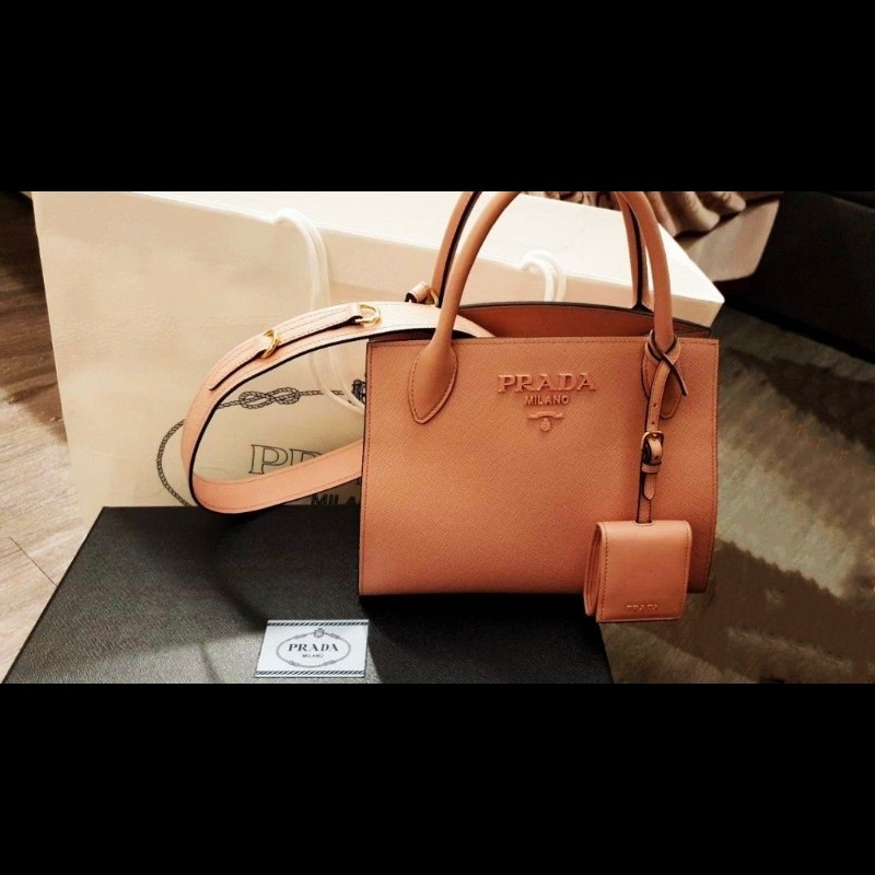 【專櫃正品】Prada Saffiano 雙把手防刮牛皮包（櫻花粉）-1