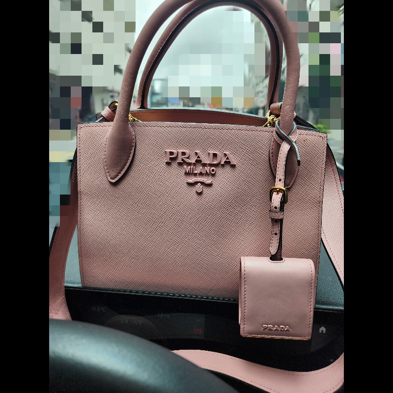 【專櫃正品】Prada Saffiano 雙把手防刮牛皮包（櫻花粉）-5