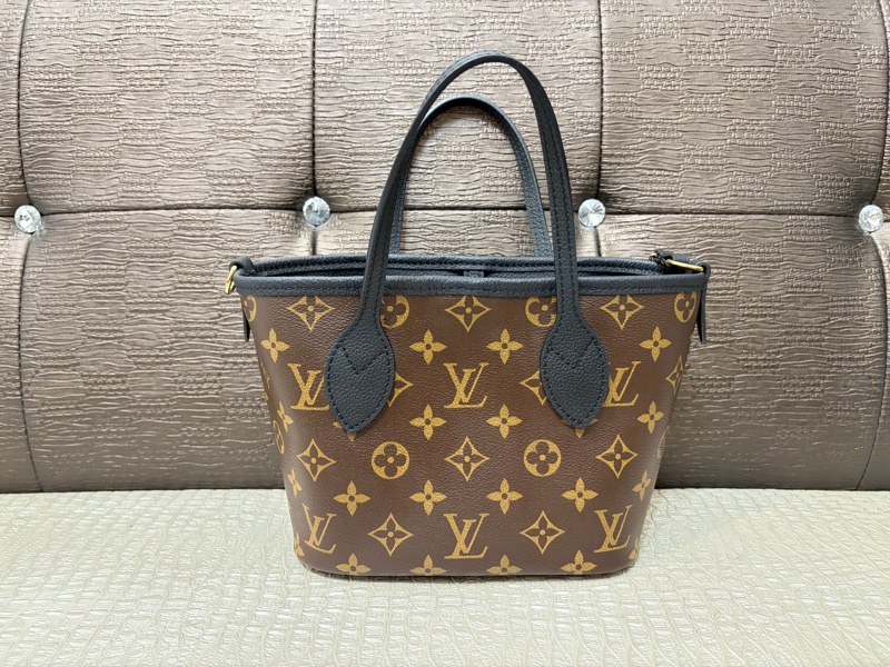 LV 原花黑牛皮雙面Neverfull insideout BB托特包-7