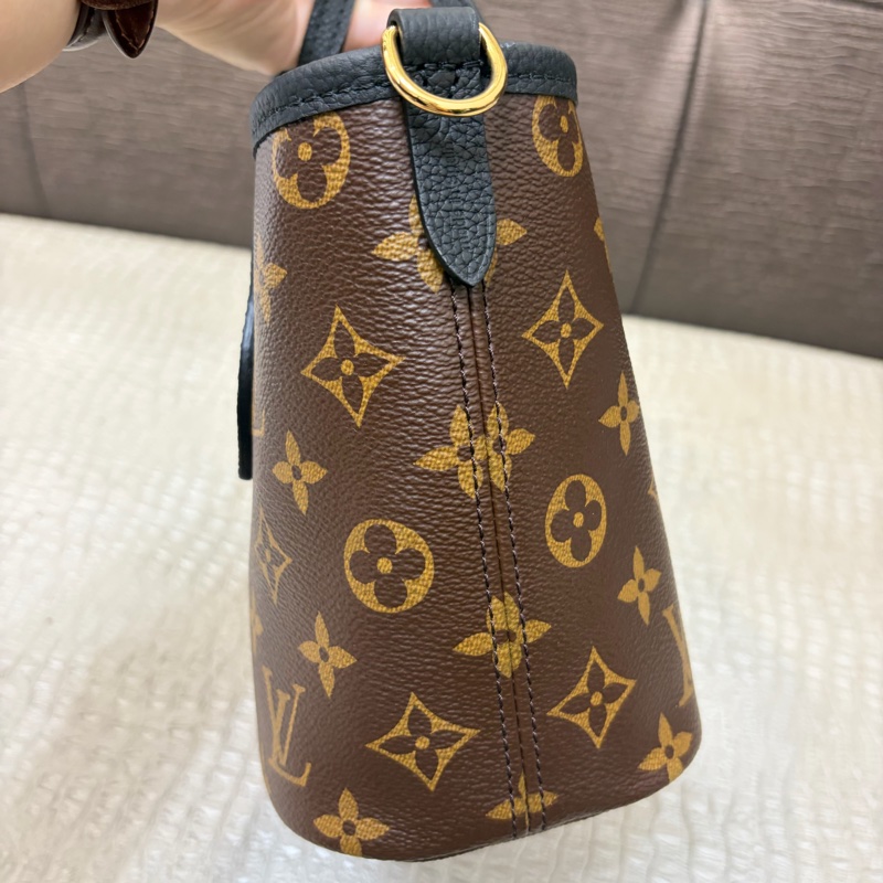 LV 原花黑牛皮雙面Neverfull insideout BB托特包-9