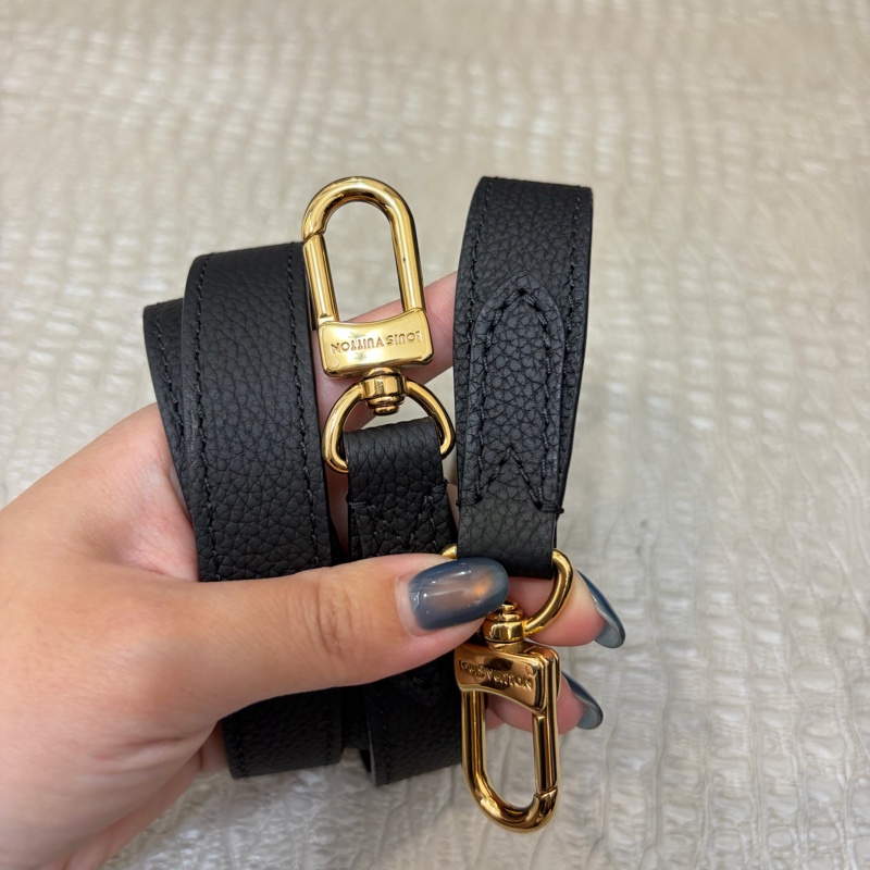 LV 原花黑牛皮雙面Neverfull insideout BB托特包-15