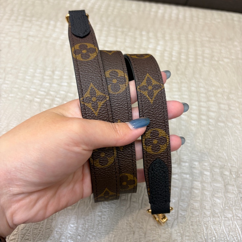 LV 原花黑牛皮雙面Neverfull insideout BB托特包-16