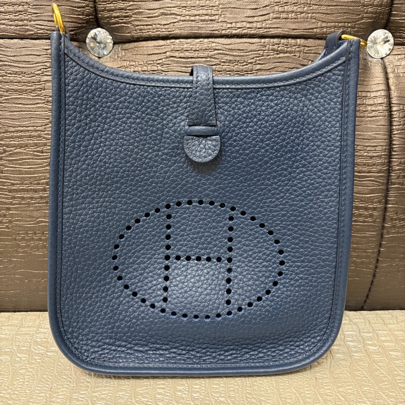 Hermes 普魯士藍金釦TC皮金釦Evelyne 16-1