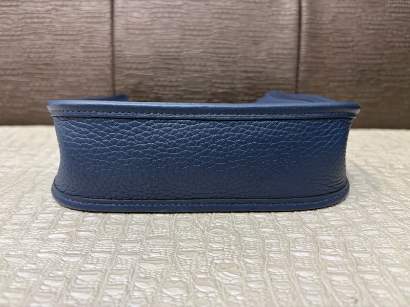 Hermes 普魯士藍金釦TC皮金釦Evelyne 16-3