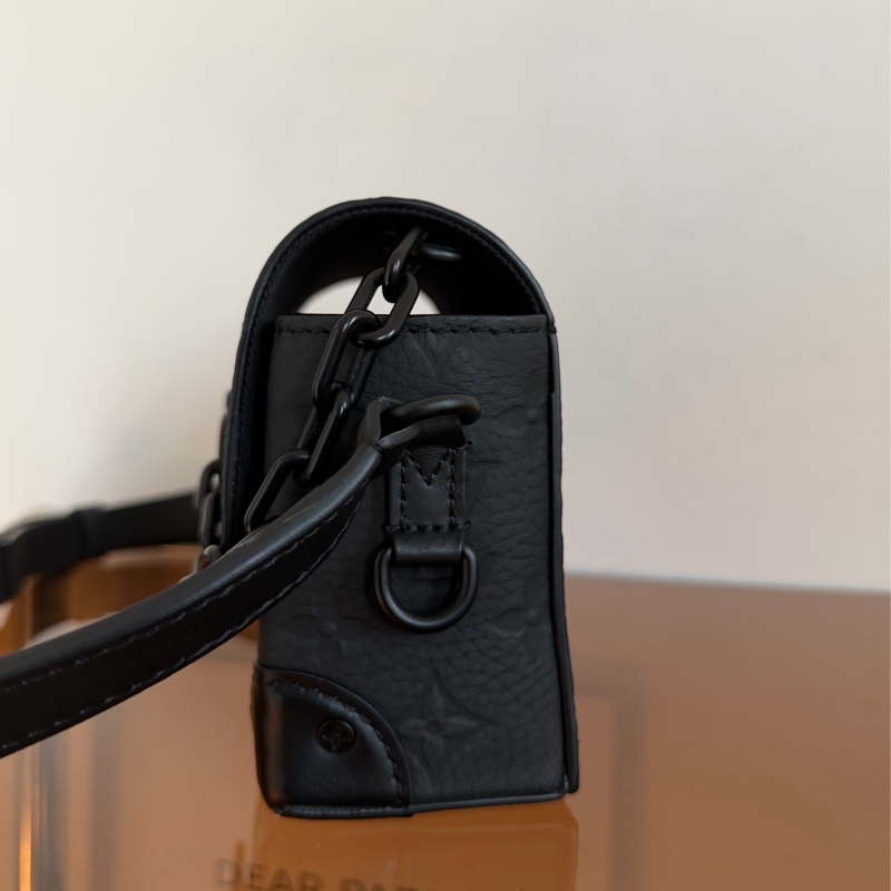 #95新 Louis Vuitton Steamer 黑壓紋盒子包-2