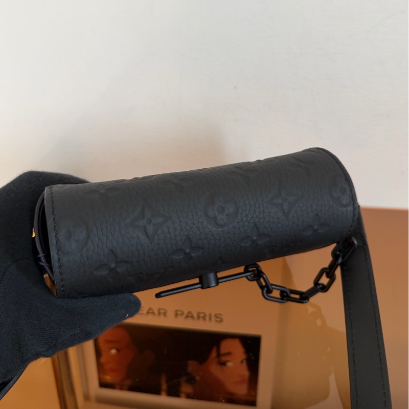 #95新 Louis Vuitton Steamer 黑壓紋盒子包-5