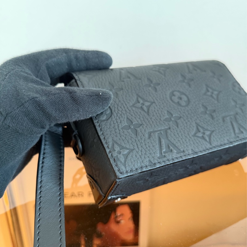#95新 Louis Vuitton Steamer 黑壓紋盒子包-9