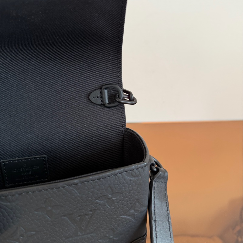 #95新 Louis Vuitton Steamer 黑壓紋盒子包-12