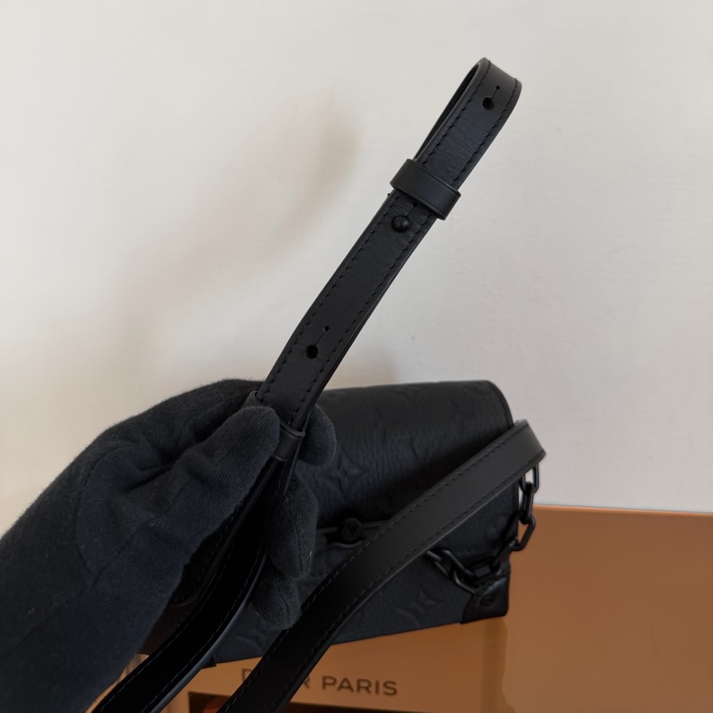 #95新 Louis Vuitton Steamer 黑壓紋盒子包-16