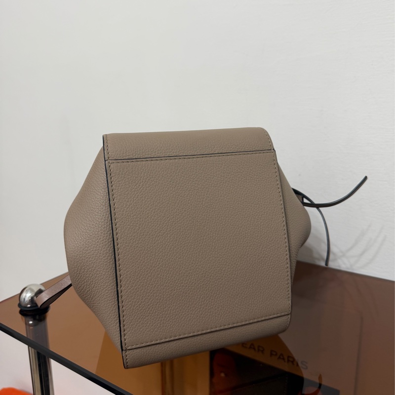 #99新 Loewe hammock Compact 新小號沙色-4