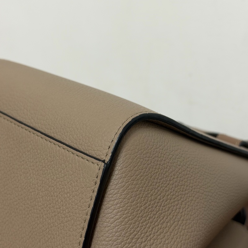 #99新 Loewe hammock Compact 新小號沙色-8