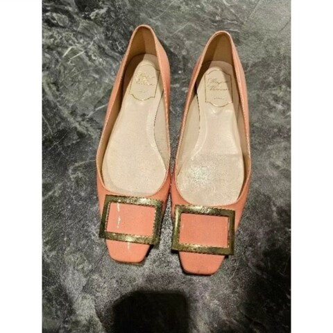 Roger Vivier RV 正品 經典 Gommette 漆皮方頭平底鞋 粉色 38碼