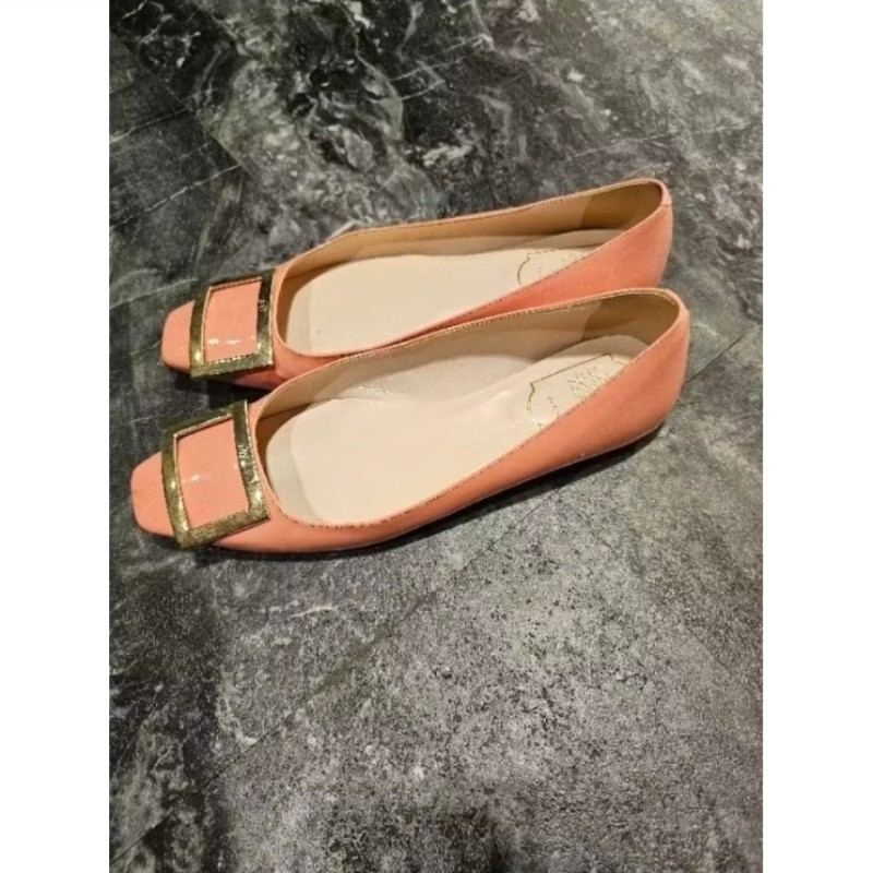 Roger Vivier RV 正品 經典 Gommette 漆皮方頭平底鞋 粉色 38碼-1