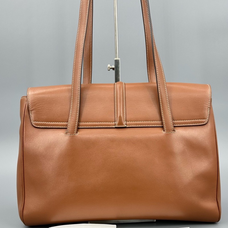 Celine 賽琳 soft16 全皮焦糖色單肩包 32*25 附件:單品-1
