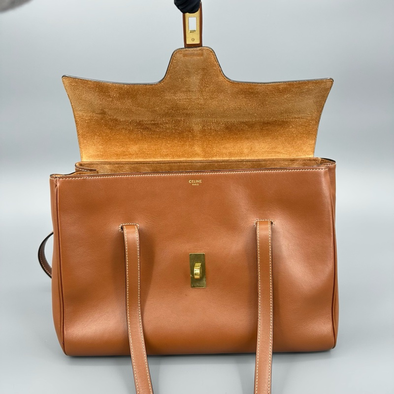 Celine 賽琳 soft16 全皮焦糖色單肩包 32*25 附件:單品-7