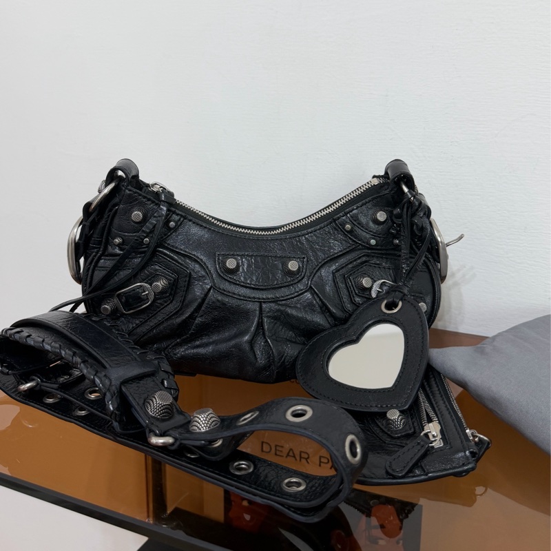 #全網最便宜 Balenciaga Le Cagole xs 月牙包機車包-1