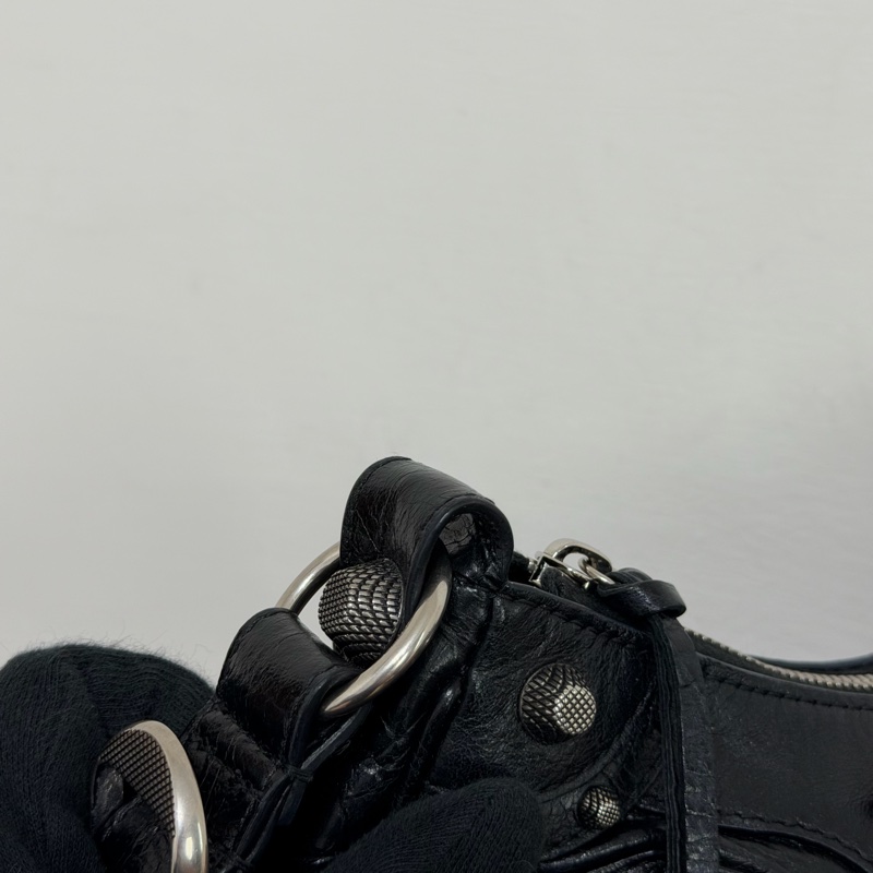 #全網最便宜 Balenciaga Le Cagole xs 月牙包機車包-12