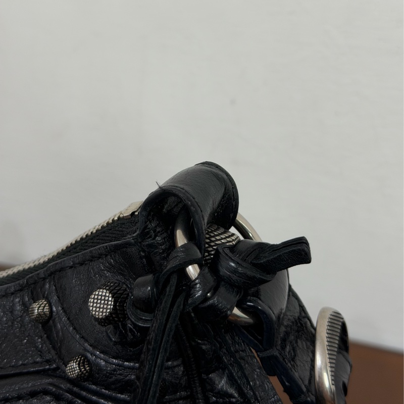 #全網最便宜 Balenciaga Le Cagole xs 月牙包機車包-13