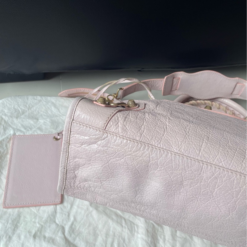 Balenciaga 巴黎世家櫻花粉金釘中號機車包。-6