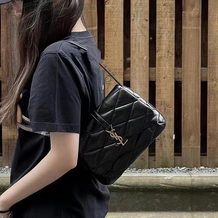 🍓SAINT LAURENT 聖羅蘭Le5A7黑銀油蠟皮V紋雲朵雙肩包後背包-1