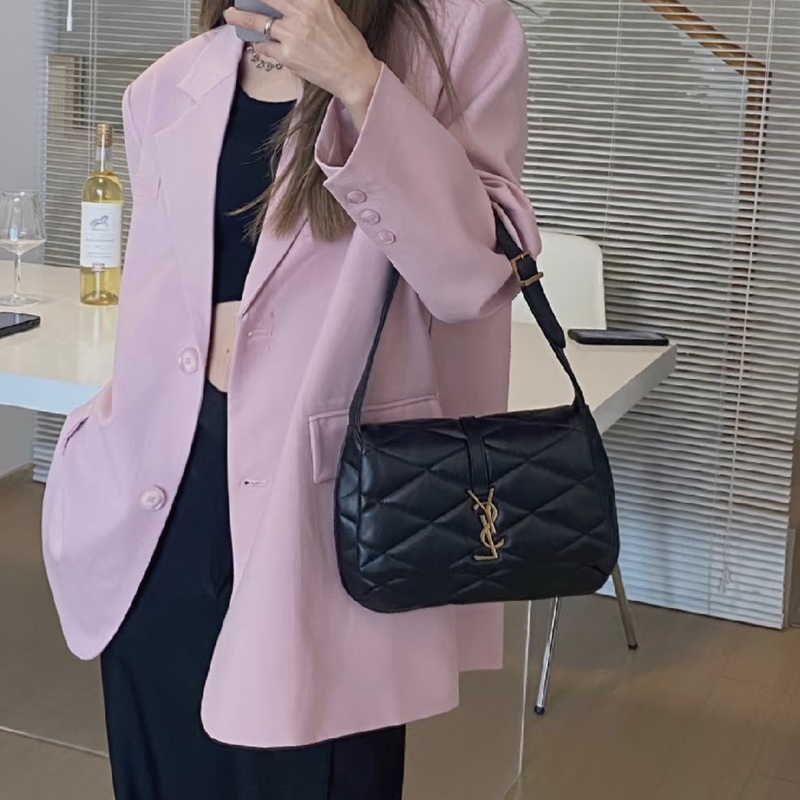 🍓SAINT LAURENT 聖羅蘭Le5A7黑銀油蠟皮V紋雲朵雙肩包後背包-35