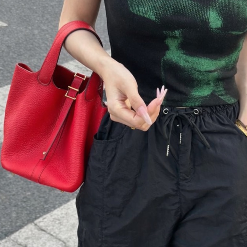 🐴Hermès愛馬仕蕃茄紅銀扣菜籃子18手提包Picotin-18