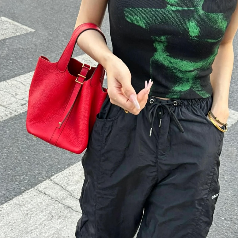 🐴Hermès愛馬仕蕃茄紅銀扣菜籃子18手提包Picotin-21