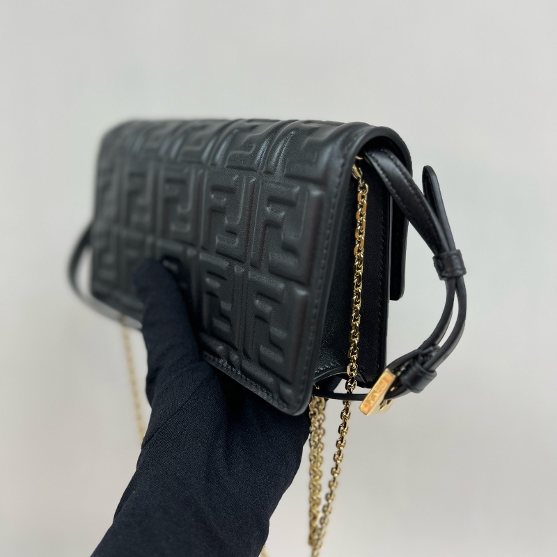 Fendi baguette ( Black ) F0KUR-1