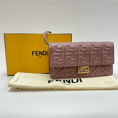Fendi baguette ( Mauve ) F1QHD