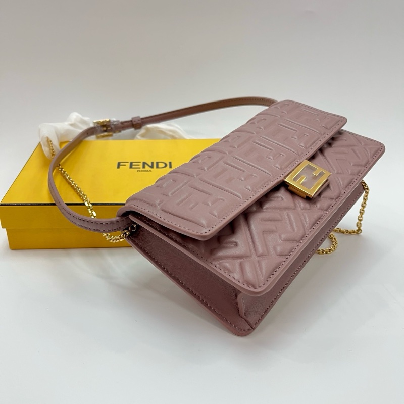 Fendi baguette ( Mauve ) F1QHD-2