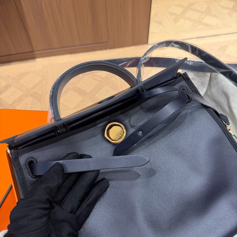 🌈Hermes💙Herbag 31💙深藍色金扣防水布🌈全新閑置🌟Stamp B🌟herbag31🌟herbag🌟愛馬仕-3